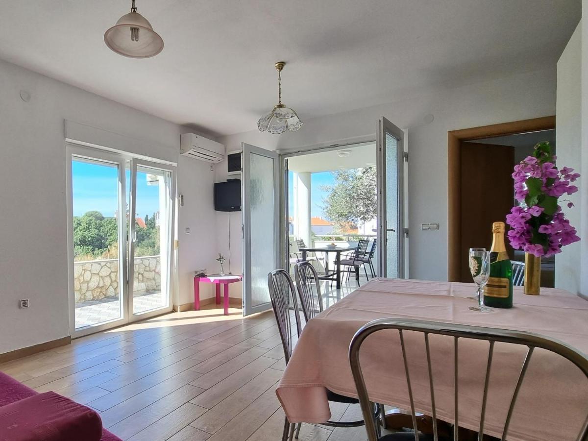 The Golden Grotto Apartments Novalja Εξωτερικό φωτογραφία