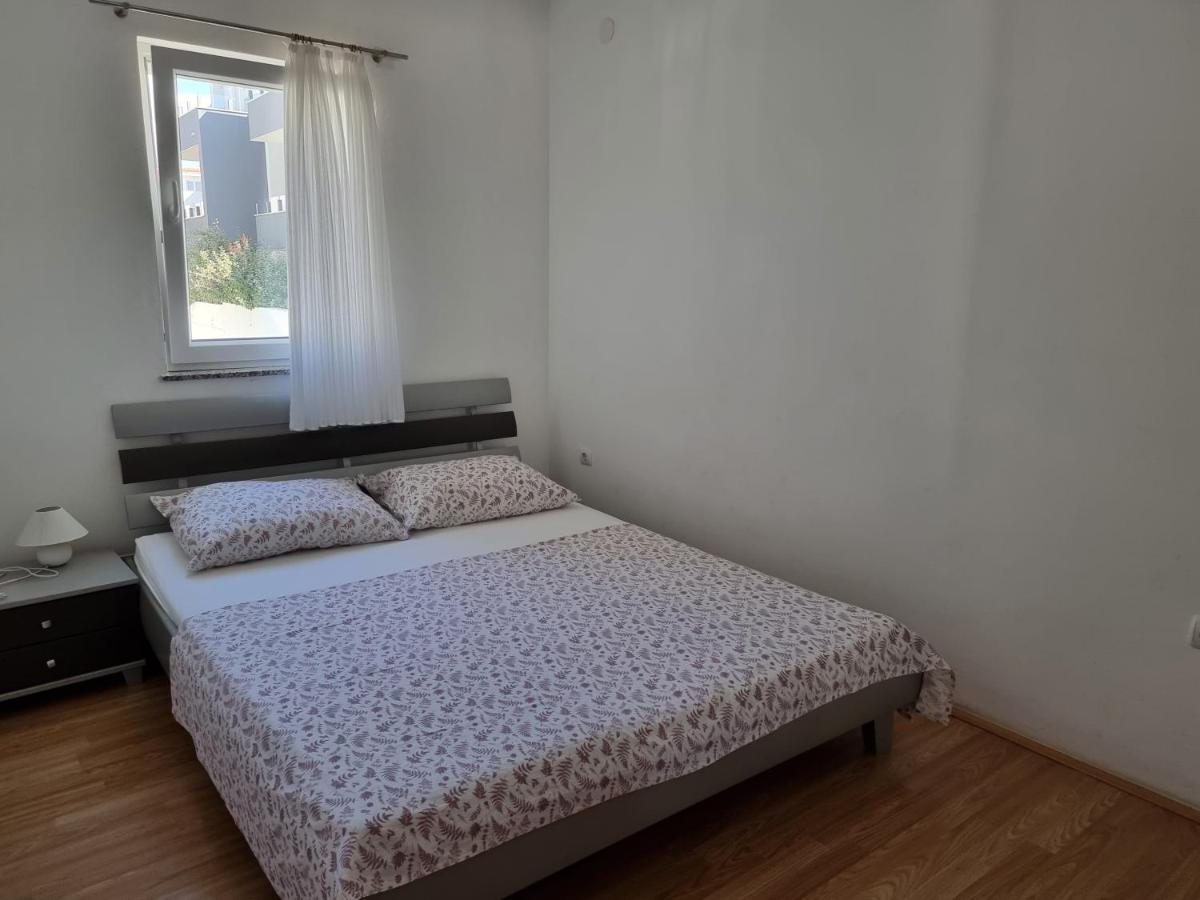 The Golden Grotto Apartments Novalja Εξωτερικό φωτογραφία