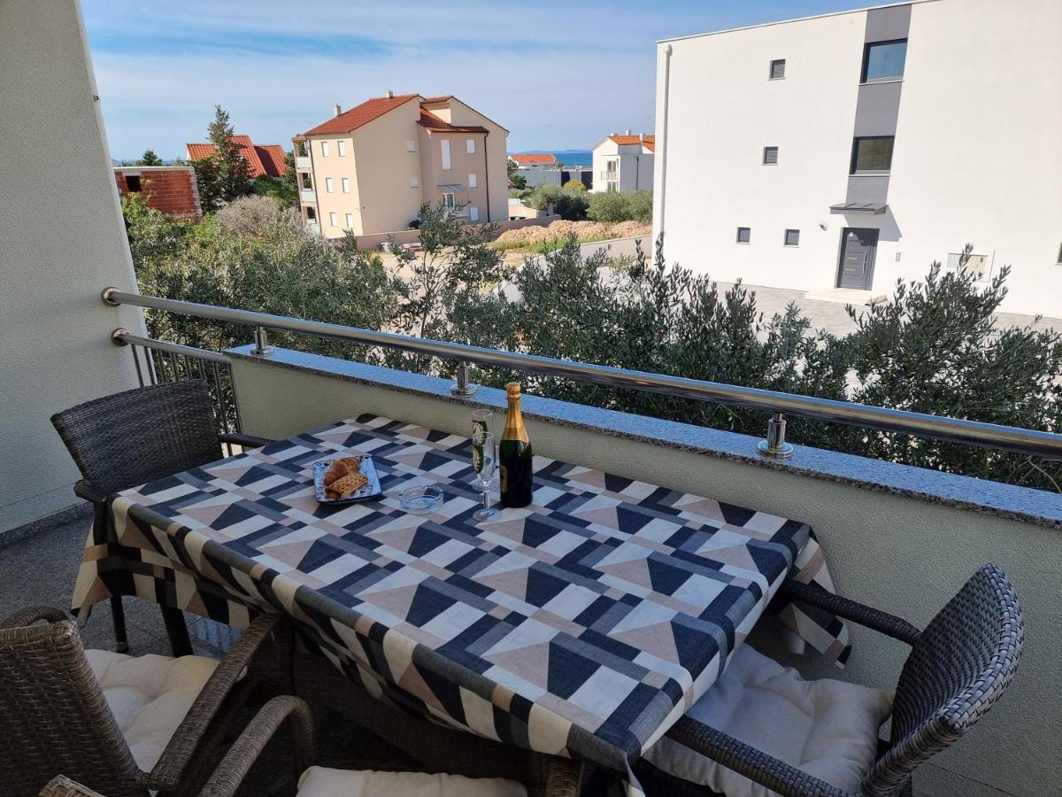 The Golden Grotto Apartments Novalja Δωμάτιο φωτογραφία