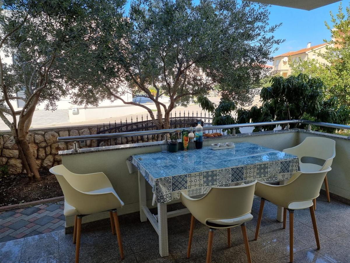 The Golden Grotto Apartments Novalja Εξωτερικό φωτογραφία