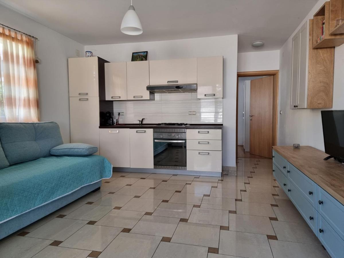 The Golden Grotto Apartments Novalja Εξωτερικό φωτογραφία
