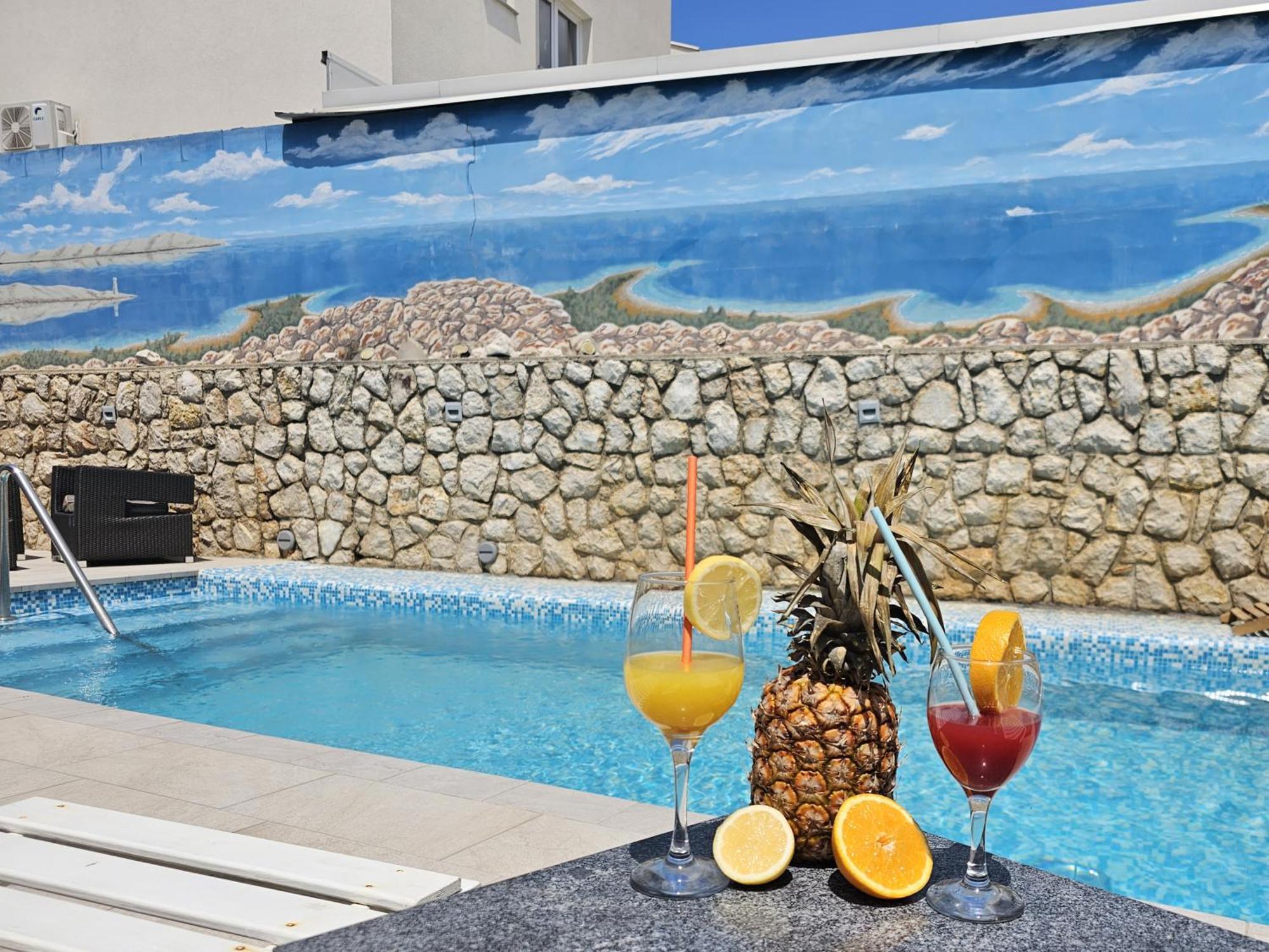 The Golden Grotto Apartments Novalja Εξωτερικό φωτογραφία