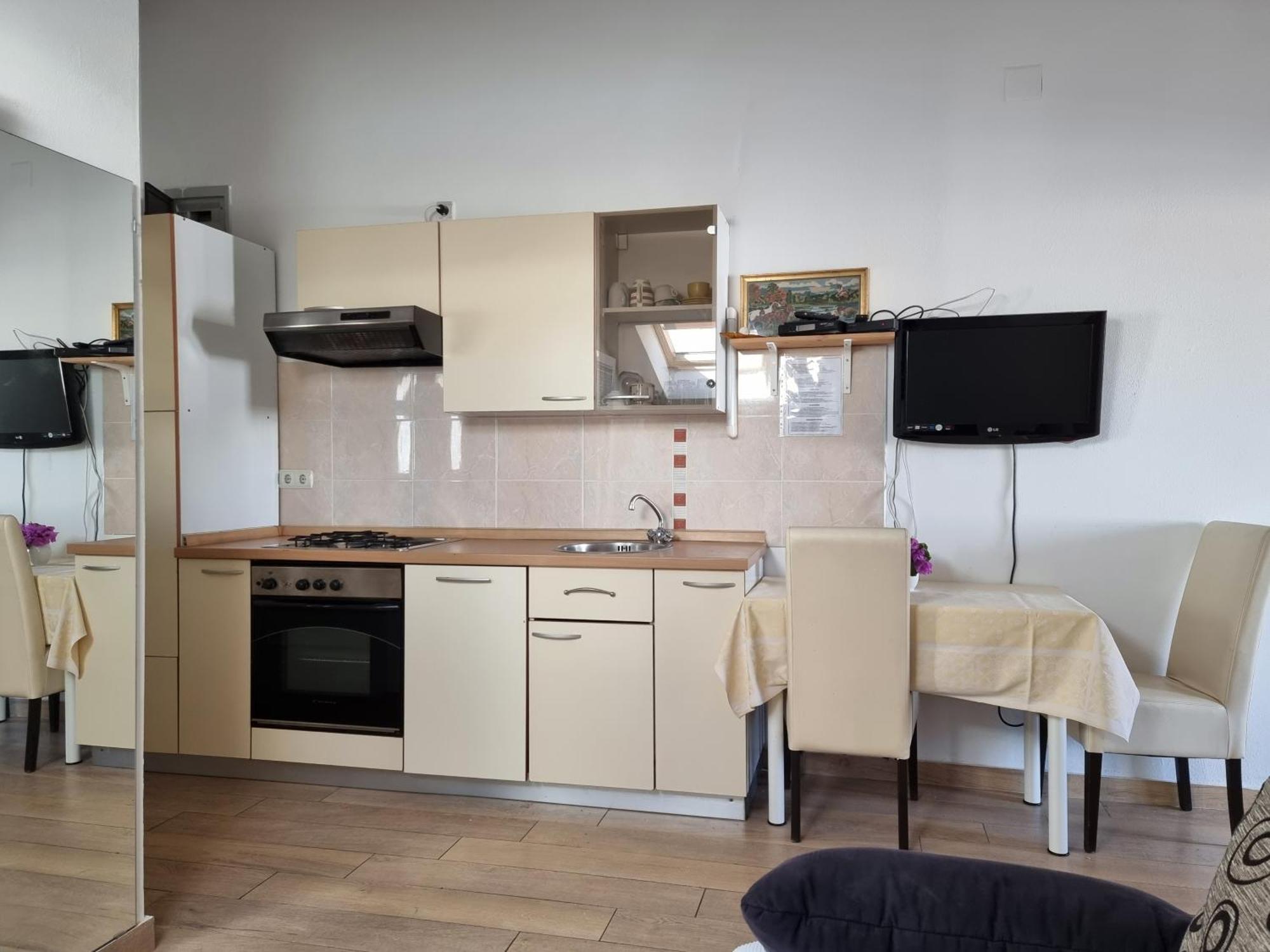The Golden Grotto Apartments Novalja Δωμάτιο φωτογραφία